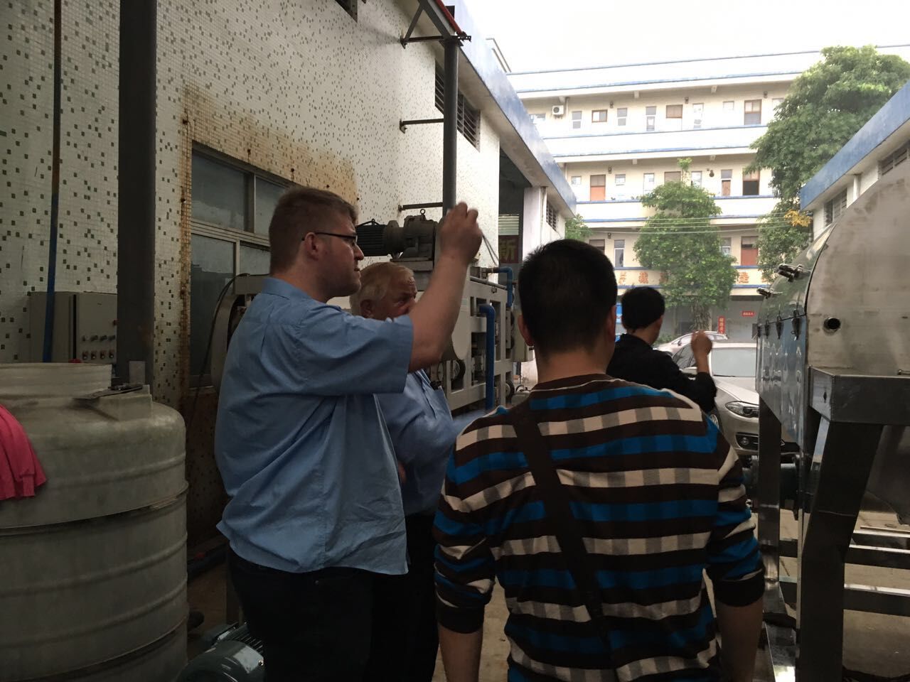 德國(guó)客戶到廠考察洽談 3