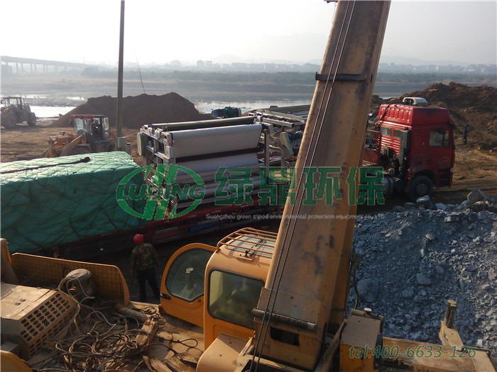 城市河道淤泥用的壓濾機-帶式連續壓濾機怎么樣? 城市河道淤泥用的壓濾機-帶式連續壓濾機怎么樣?