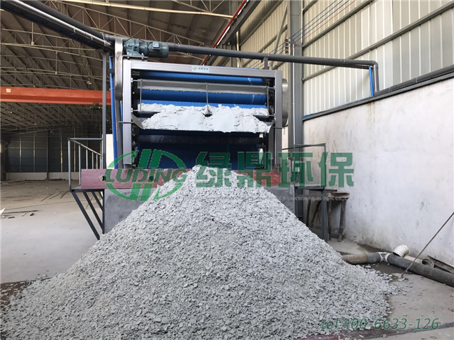 廣東佛山鋁業鋁材廠帶式壓濾機處理現場 5 廣東佛山鋁業鋁材廠帶式壓濾機處理現場 5