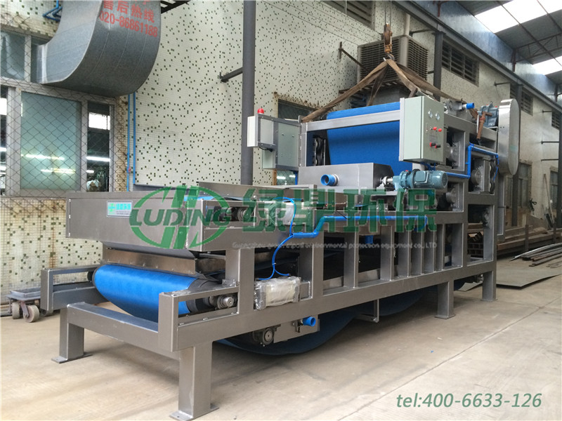 廈門鎢金屬廢泥帶式壓濾機處理案例 2