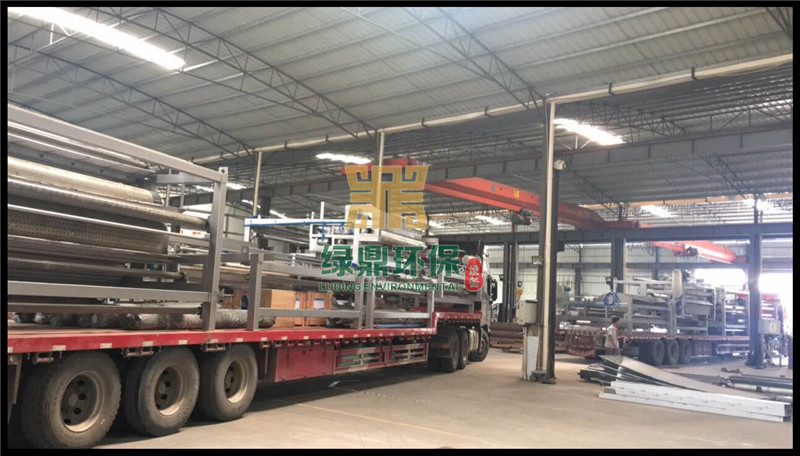 帶式壓濾機發貨瓜州污泥處理項目 帶式壓濾機發貨瓜州污泥處理項目